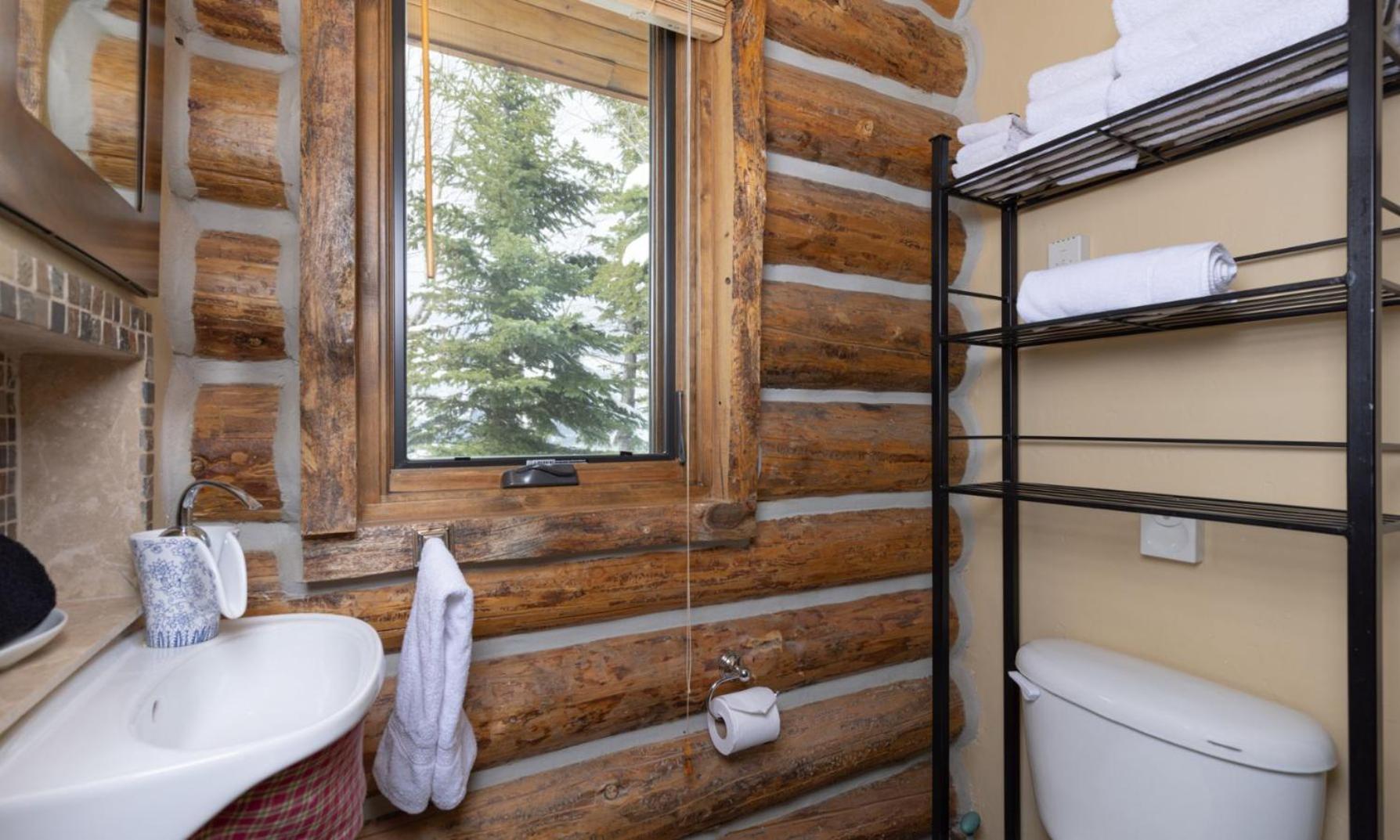 Cowboy Heaven Cabin 13 Bandit Big Sky Exterior photo